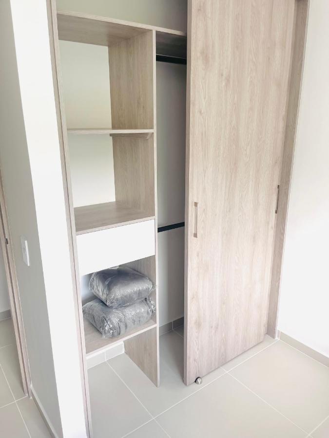 Hotel Lleras 10 เมเดยิน ภายนอก รูปภาพ
