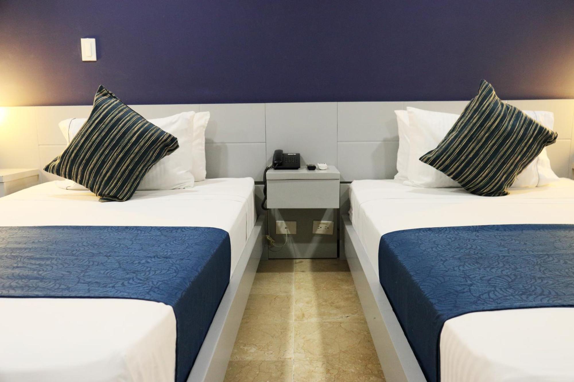 Hotel Lleras 10 เมเดยิน ภายนอก รูปภาพ